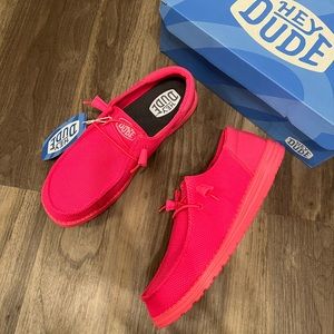 NWT🖤 HEY DUDE Wendy Funk Mono Women’s Slip On US 10